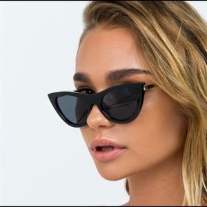 Le specs enchantress cat-eye sunglasses